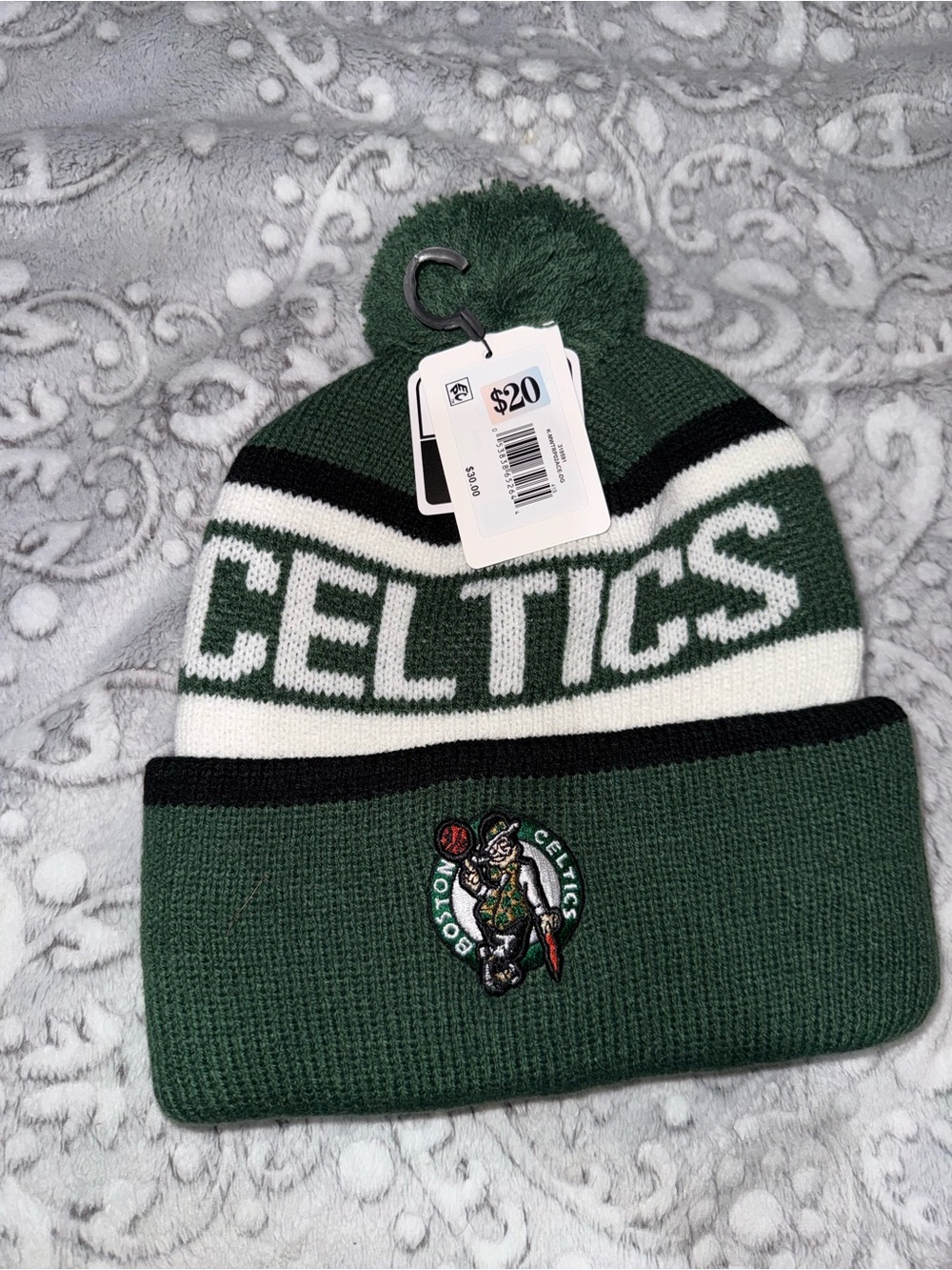 Unisex NWT Celtics Pom Beanie